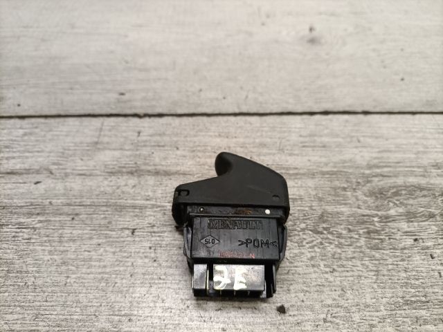 bontott RENAULT KANGOO Jobb első Ablakemelő Kapcsoló