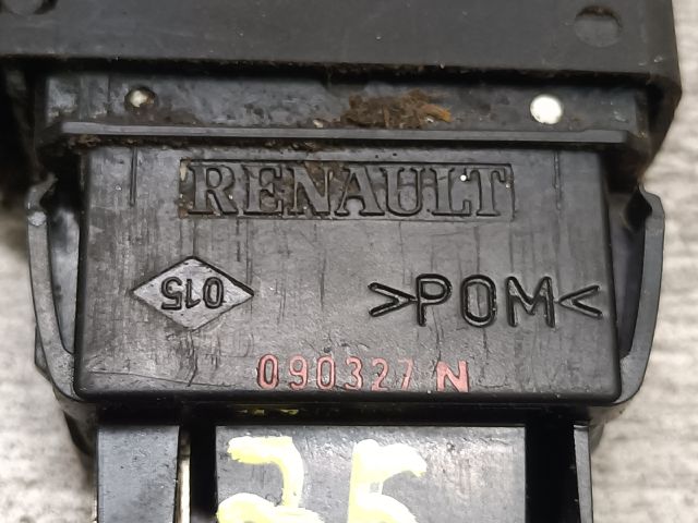 bontott RENAULT KANGOO Jobb első Ablakemelő Kapcsoló