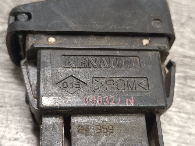 bontott RENAULT KANGOO Jobb első Ablakemelő Kapcsoló
