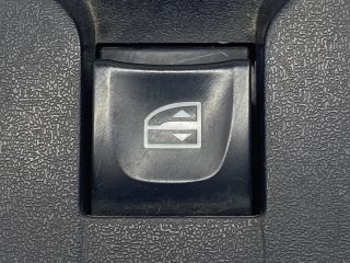 bontott RENAULT KANGOO Jobb első Ablakemelő Kapcsoló