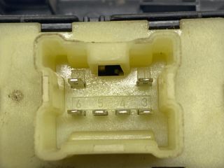 bontott RENAULT KANGOO Jobb első Ablakemelő Kapcsoló