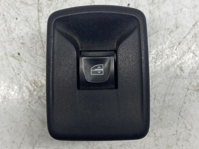 bontott RENAULT KANGOO Jobb első Ablakemelő Kapcsoló