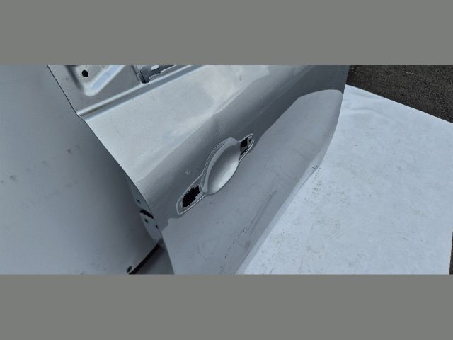 bontott RENAULT KANGOO Jobb első Ajtó (Üres lemez)