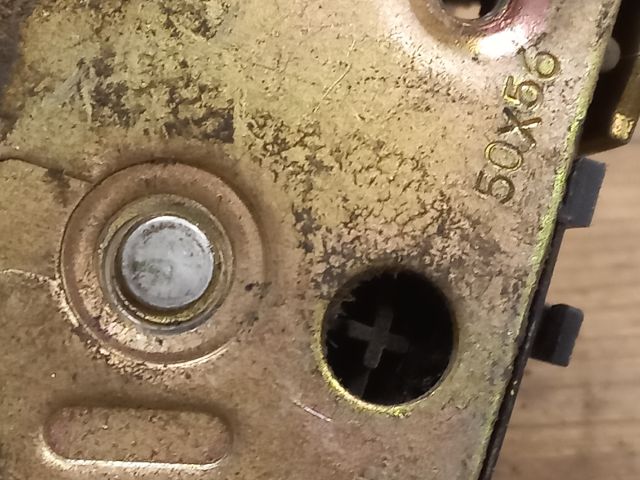 bontott RENAULT KANGOO Jobb első Ajtózár