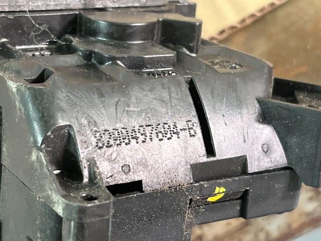 bontott RENAULT KANGOO Jobb első Ajtózár