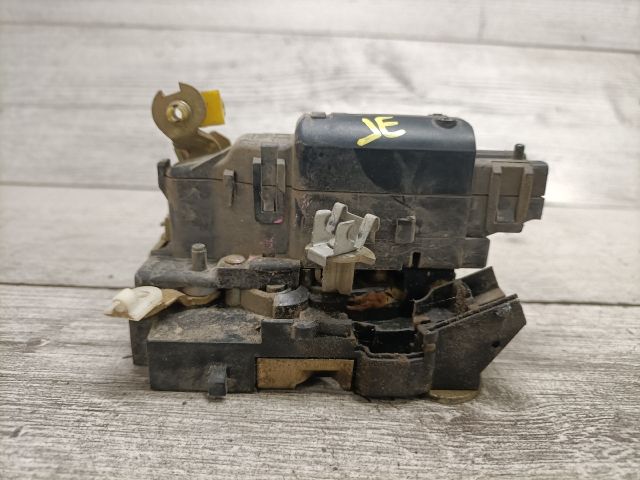 bontott RENAULT KANGOO Jobb első Ajtózár