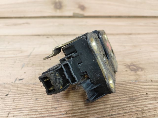 bontott RENAULT KANGOO Jobb első Ajtózár