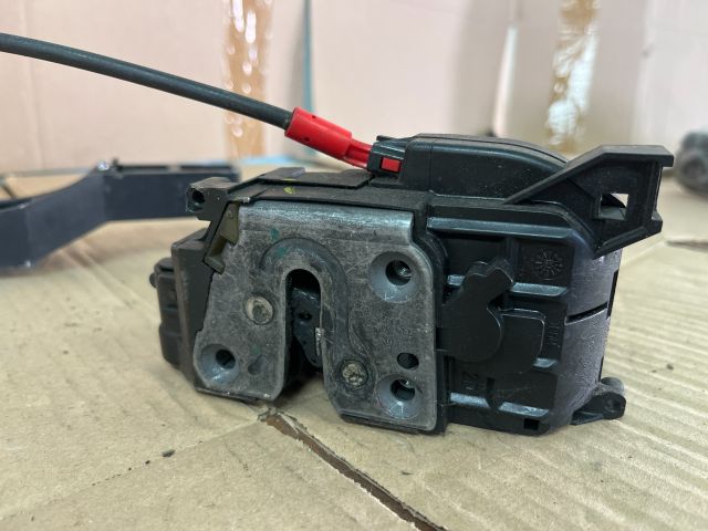 bontott RENAULT KANGOO Jobb első Ajtózár