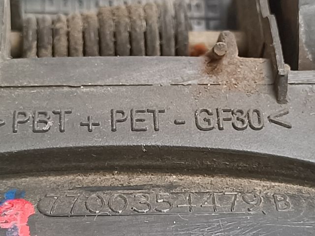 bontott RENAULT KANGOO Jobb első Külső Kilincs