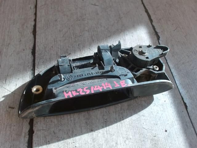 bontott RENAULT KANGOO Jobb első Külső Kilincs