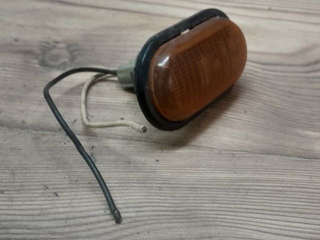 bontott RENAULT KANGOO Jobb első Sárvédő Irányjelző