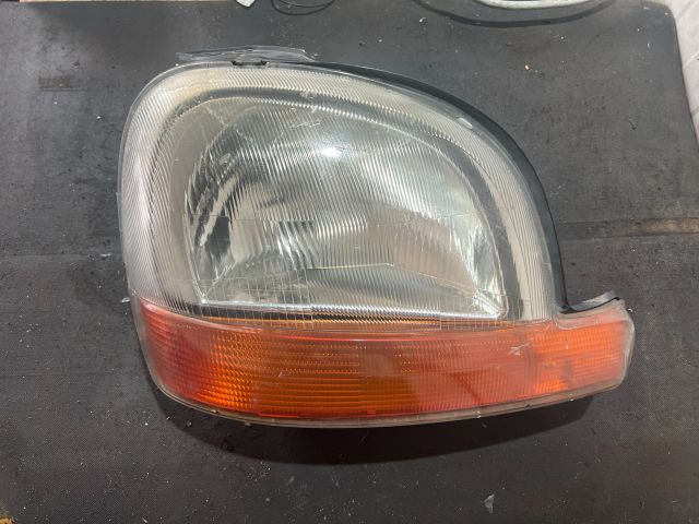 bontott RENAULT KANGOO Jobb Fényszóró