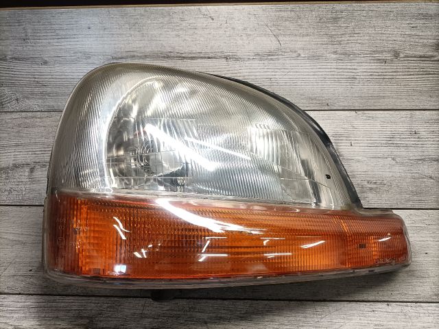 bontott RENAULT KANGOO Jobb Fényszóró