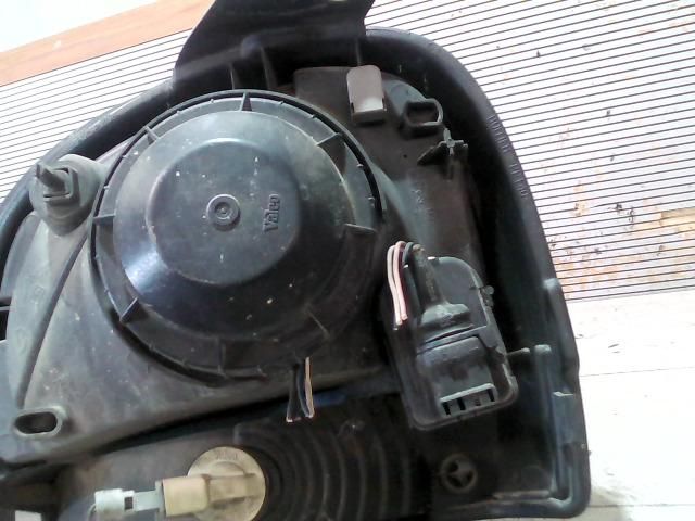 bontott RENAULT KANGOO Jobb Fényszóró