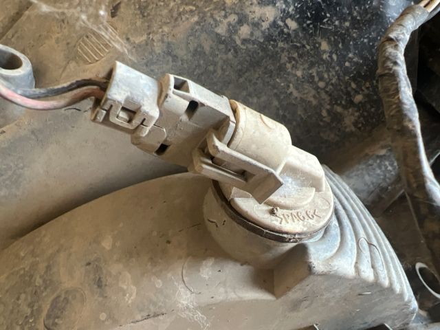 bontott RENAULT KANGOO Jobb Fényszóró