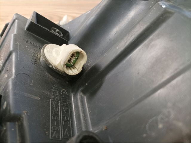 bontott RENAULT KANGOO Jobb Fényszóró