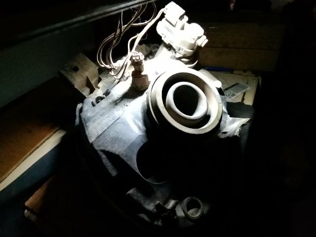 bontott RENAULT KANGOO Jobb Fényszóró