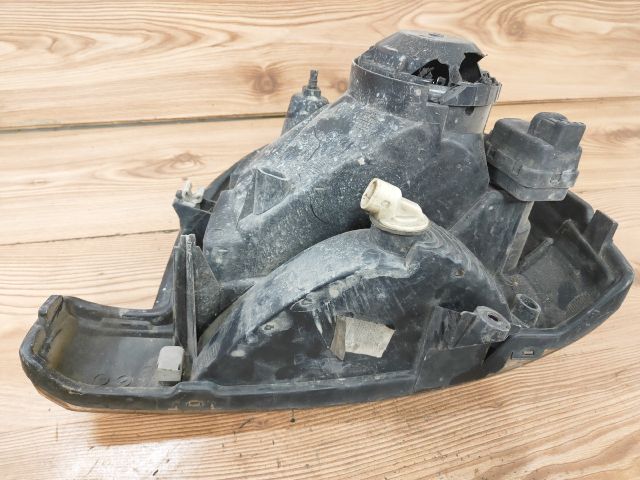 bontott RENAULT KANGOO Jobb Fényszóró