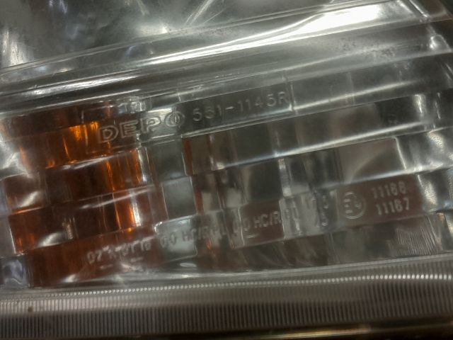 bontott RENAULT KANGOO Jobb Fényszóró