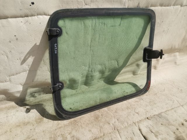 bontott RENAULT KANGOO Jobb hátsó Ablak