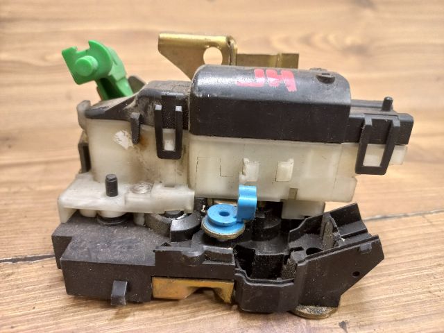 bontott RENAULT KANGOO Jobb hátsó Ajtózár