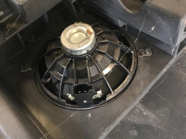 bontott RENAULT KANGOO Jobb hátsó Hangszóró