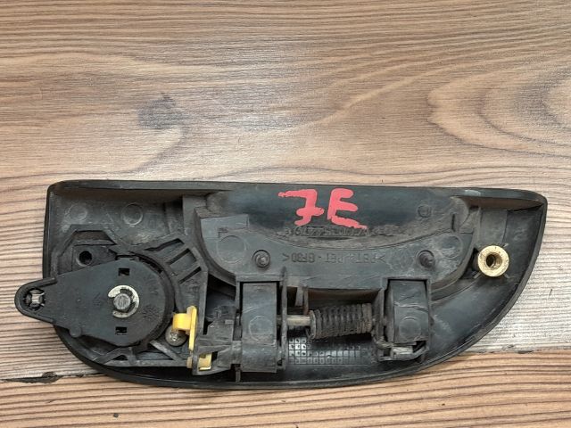 bontott RENAULT KANGOO Jobb hátsó Külső Kilincs