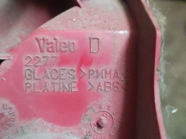 bontott RENAULT KANGOO Jobb Hátsó Lámpa