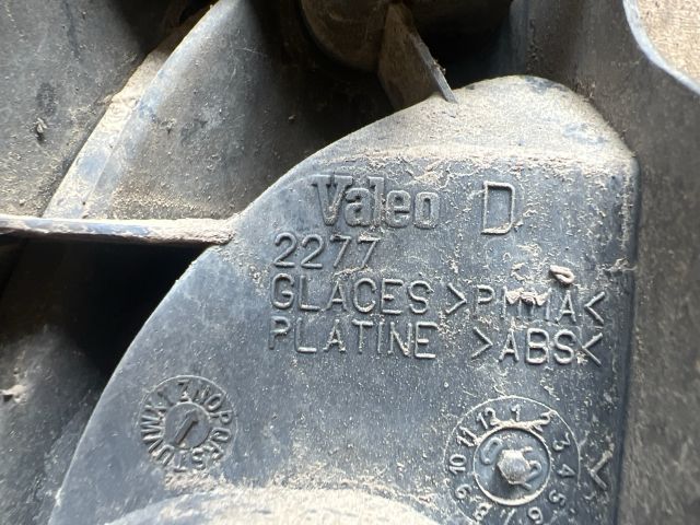 bontott RENAULT KANGOO Jobb Hátsó Lámpa