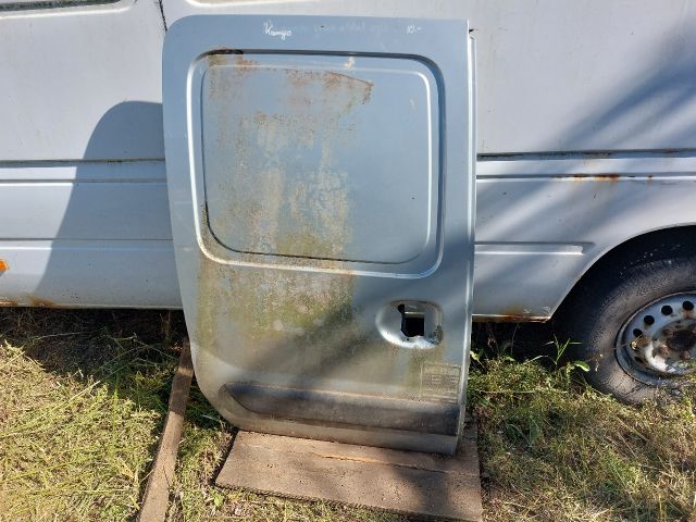 bontott RENAULT KANGOO Jobb Tolóajtó (Részeivel)