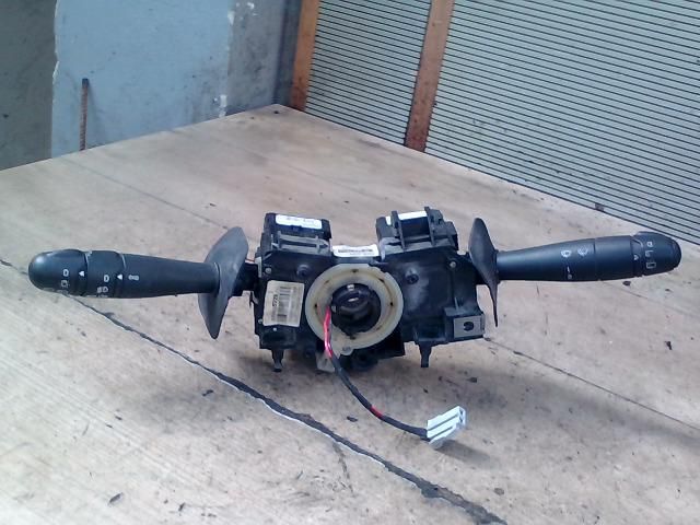 bontott RENAULT KANGOO Komplett Kormánykapcsoló (Bajuszkapcsoló)