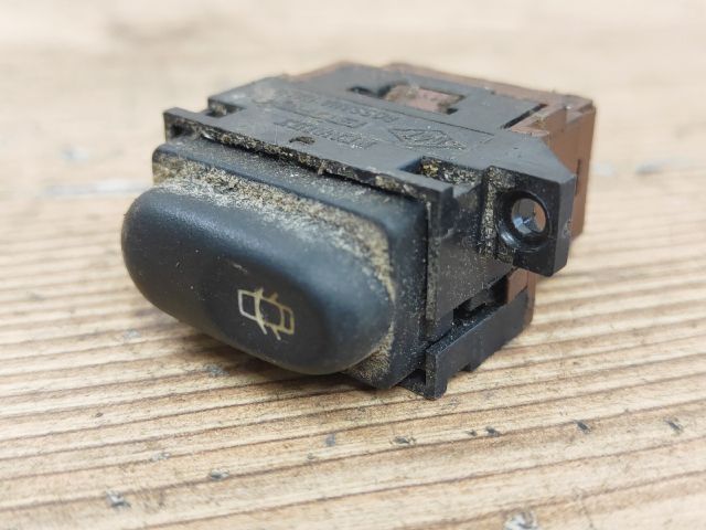 bontott RENAULT KANGOO Központizár Kapcsoló