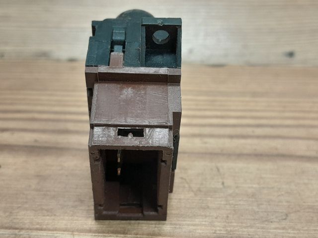 bontott RENAULT KANGOO Központizár Kapcsoló