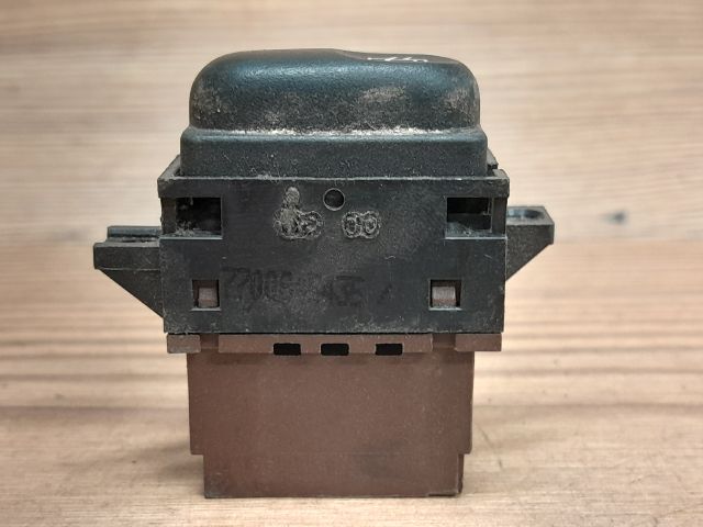 bontott RENAULT KANGOO Központizár Kapcsoló