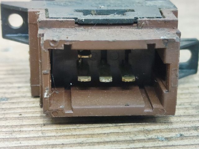 bontott RENAULT KANGOO Központizár Kapcsoló