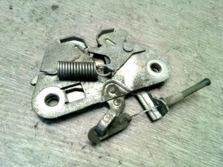 bontott RENAULT KANGOO Motorháztető Zárszerkezet