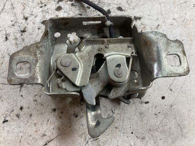 bontott RENAULT KANGOO Motorháztető Zárszerkezet