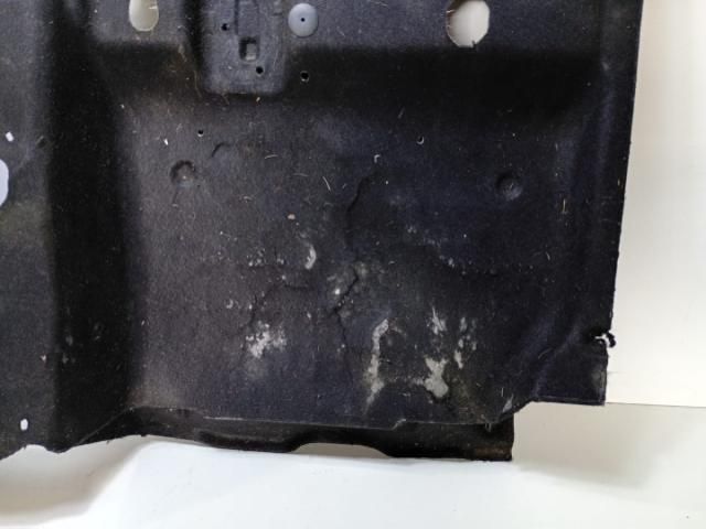 bontott RENAULT KANGOO Padlószőnyeg