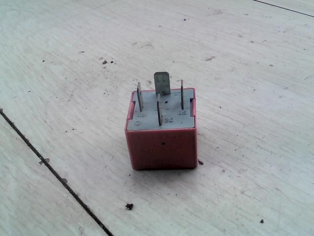 bontott RENAULT KANGOO Relé