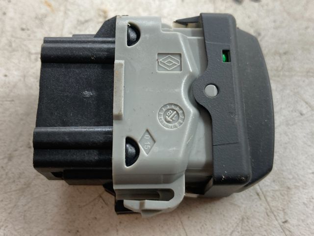 bontott RENAULT KANGOO Start / Stop Indító Gomb