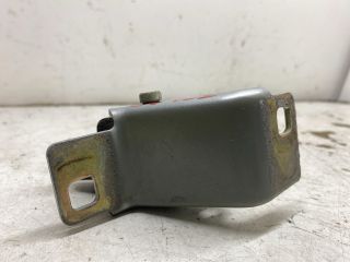 bontott RENAULT KANGOO Tolóajtó Sín Görgő