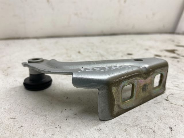 bontott RENAULT KANGOO Tolóajtó Sín Görgő