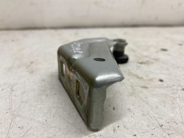 bontott RENAULT KANGOO Tolóajtó Sín Görgő