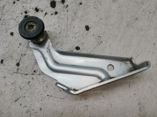 bontott RENAULT KANGOO Tolóajtó Sín Görgő