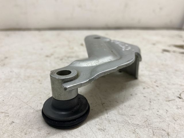 bontott RENAULT KANGOO Tolóajtó Sín Görgő