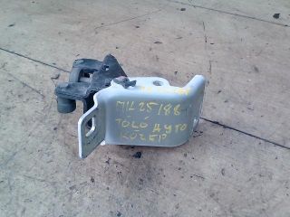 bontott RENAULT KANGOO Tolóajtó Sín Görgő