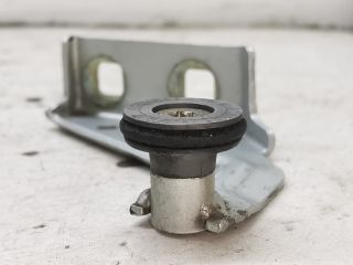 bontott RENAULT KANGOO Tolóajtó Sín Görgő