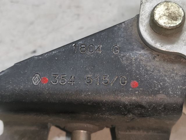 bontott RENAULT KANGOO Tolóajtó Sín Görgő