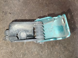 bontott RENAULT KANGOO Tolóajtó Sín Görgő