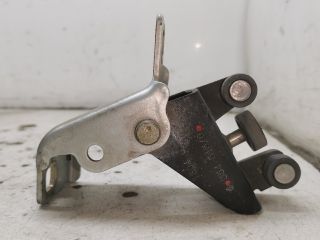 bontott RENAULT KANGOO Tolóajtó Sín Görgő